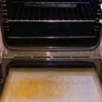 Come Pulire il Forno Senza Sforzo